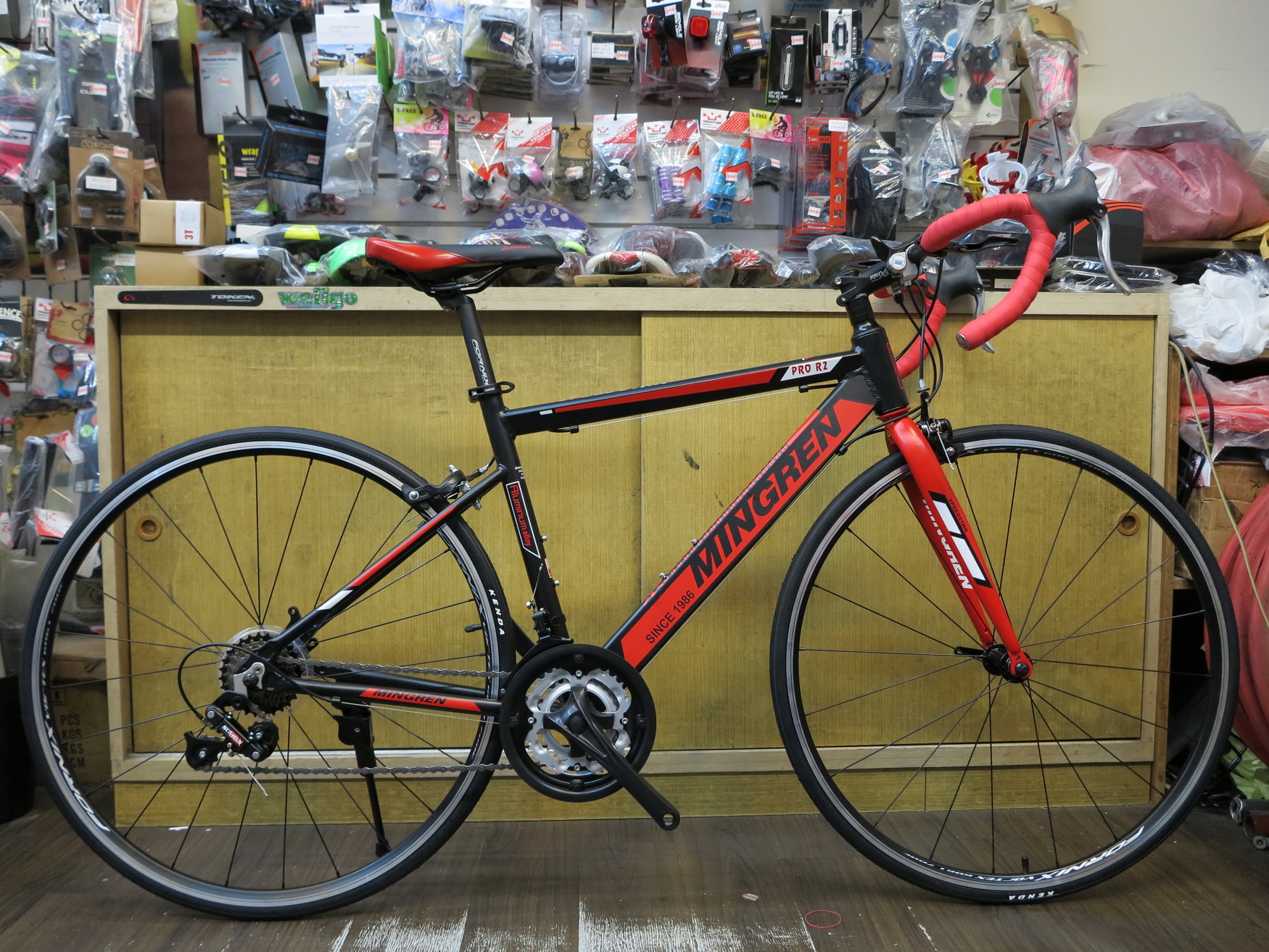 【冠鑫自行車】MINGREN PRO R2 700c SHIMANO 21速 彎把 鋁合金 公路車 跑車 通勤 高雄