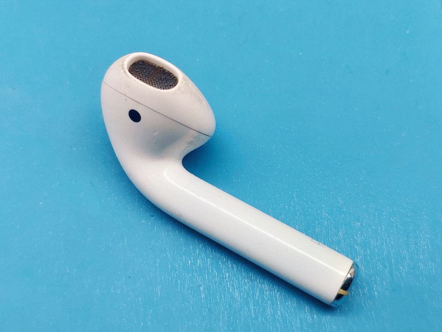 三重 airpods2換電池 蘋果apple藍牙耳機 airpods電池更換 續航差 斷連 聲音小維修 電倉換電池