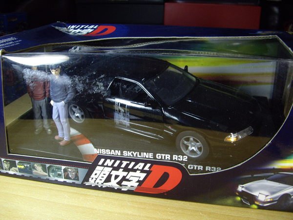 1/18 AUTOART オートアート 頭文字D中里毅 NISSAN SKYLINE GT-R R32