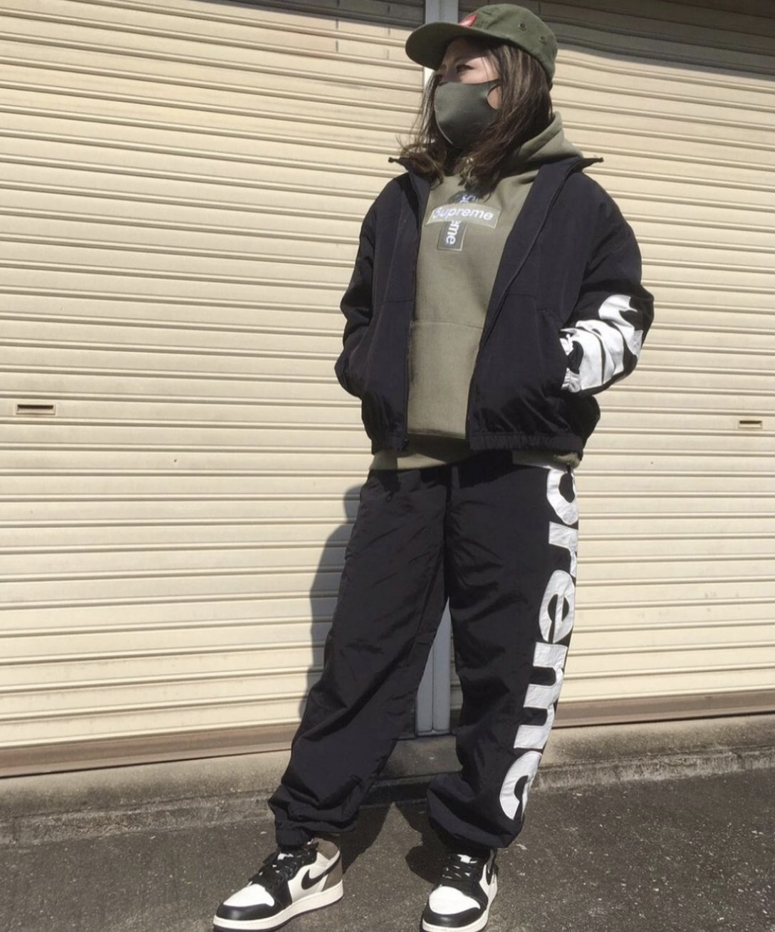 美國supreme潮牌21SS新款Spellout Track Pant box Logo側刺绣防水黑白