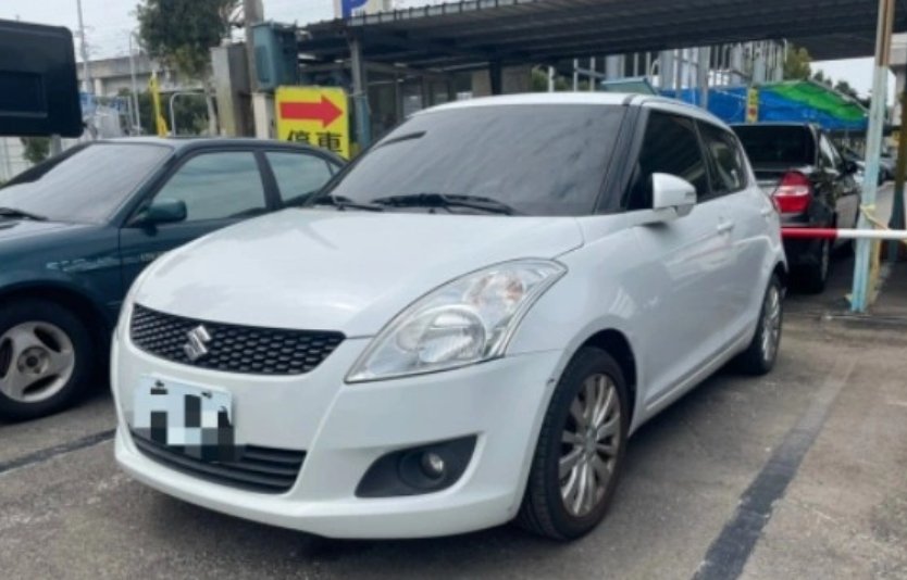 2011 Suzuki 鈴木 Swift