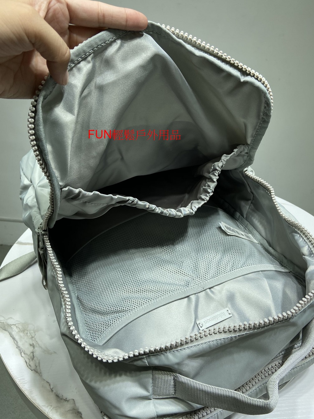 Lululemon 露露檸檬Everyday Backpack 2.0 防水雙肩包23升通勤休閒雙肩