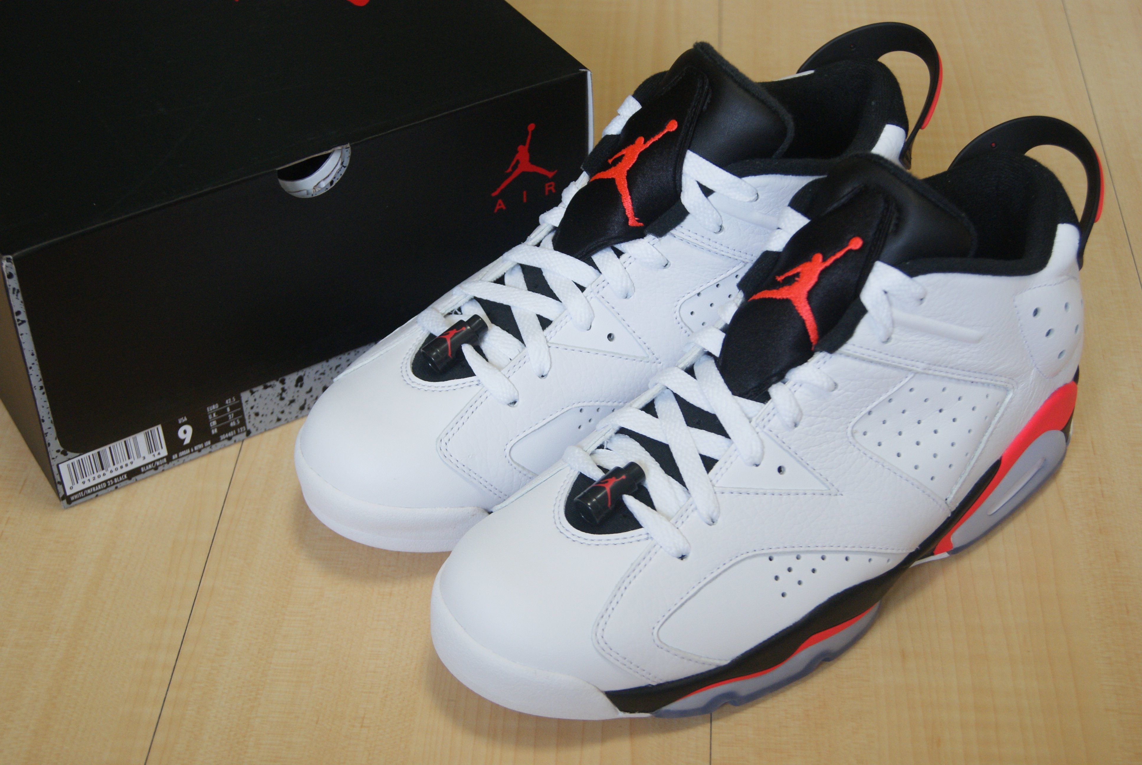 Air Jordan 6 Retro Low六代低筒紅外線Infrared 白黑紅果凍底304401