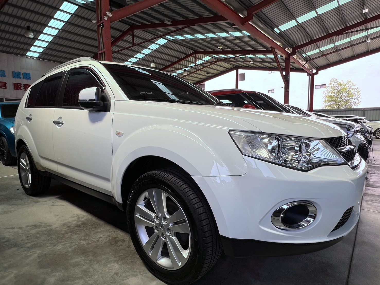 2013 Mitsubishi 三菱 Outlander