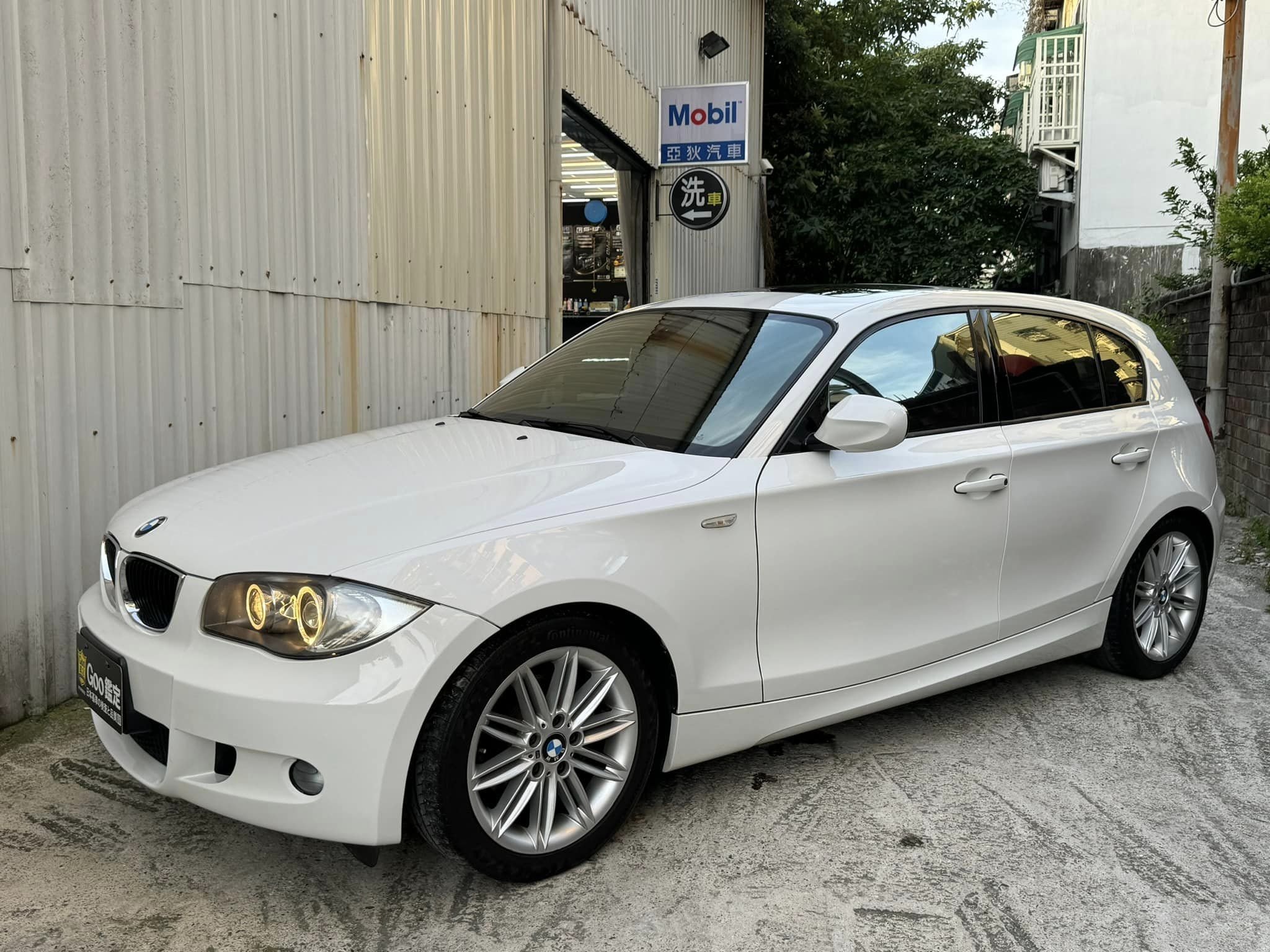 2011 BMW 寶馬 1-series