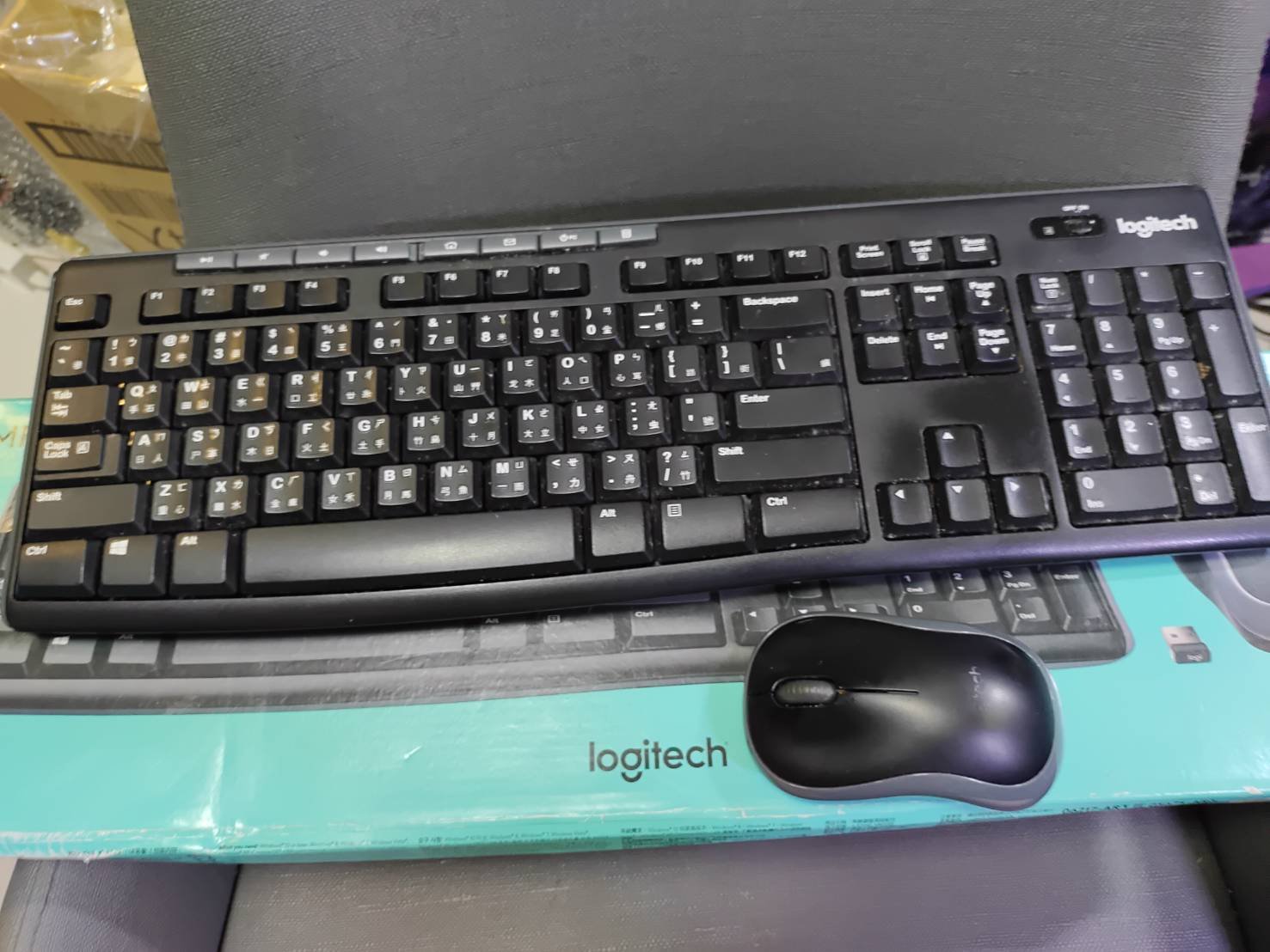 羅技logitech M185滑鼠+K270鍵盤+接收器 MK270R 無線鍵鼠組 滑鼠中滾輪NG