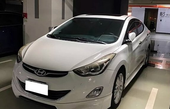 2013 Hyundai 現代 Elantra