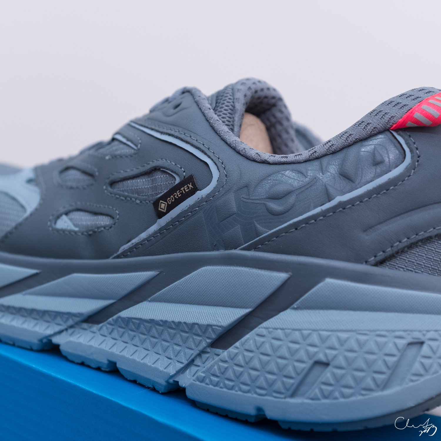 Hoka One One U Clifton L GTX US9.5 防水皮革藍GORE-TEX | Yahoo奇摩拍賣