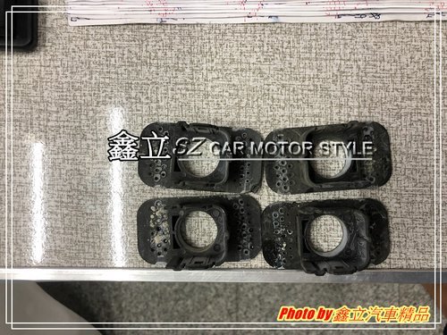 ※ 鑫立汽車精品 ※ (中古品出清) ELANTRA 11-16 倒車雷達底座 倒車雷達座 單片 價格