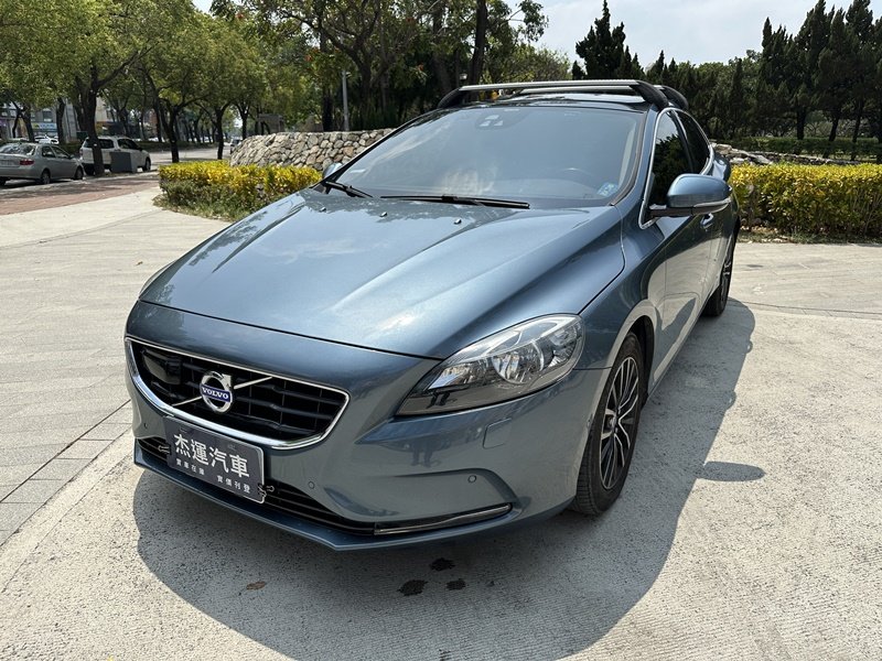 2013 Volvo 富豪 V40