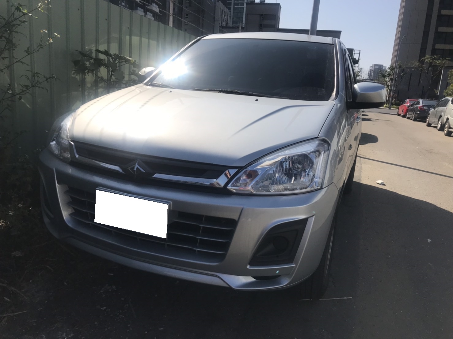 2017 Mitsubishi 三菱 Zinger