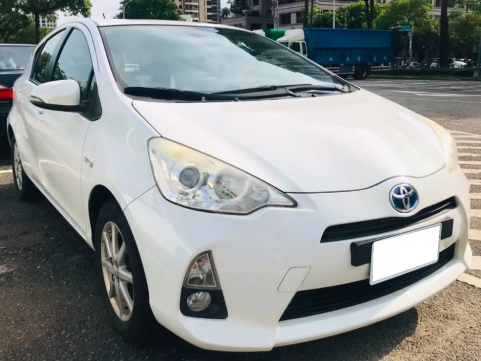 2014 Toyota 豐田 Prius c