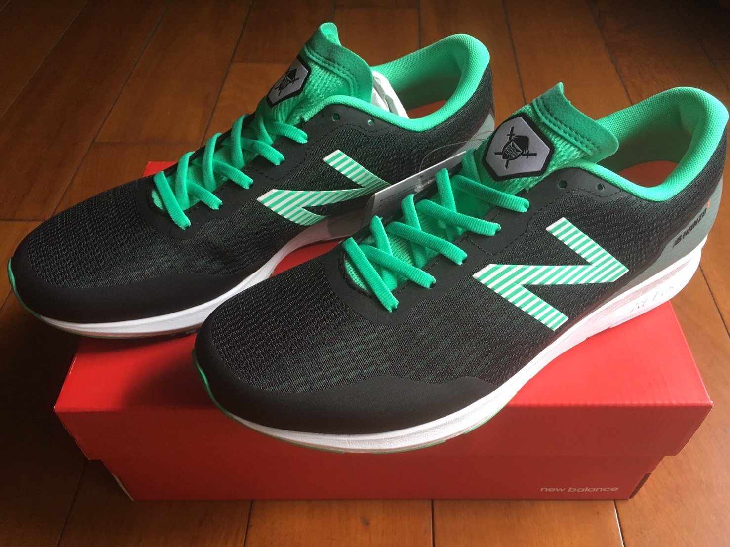 new balance hanzo t