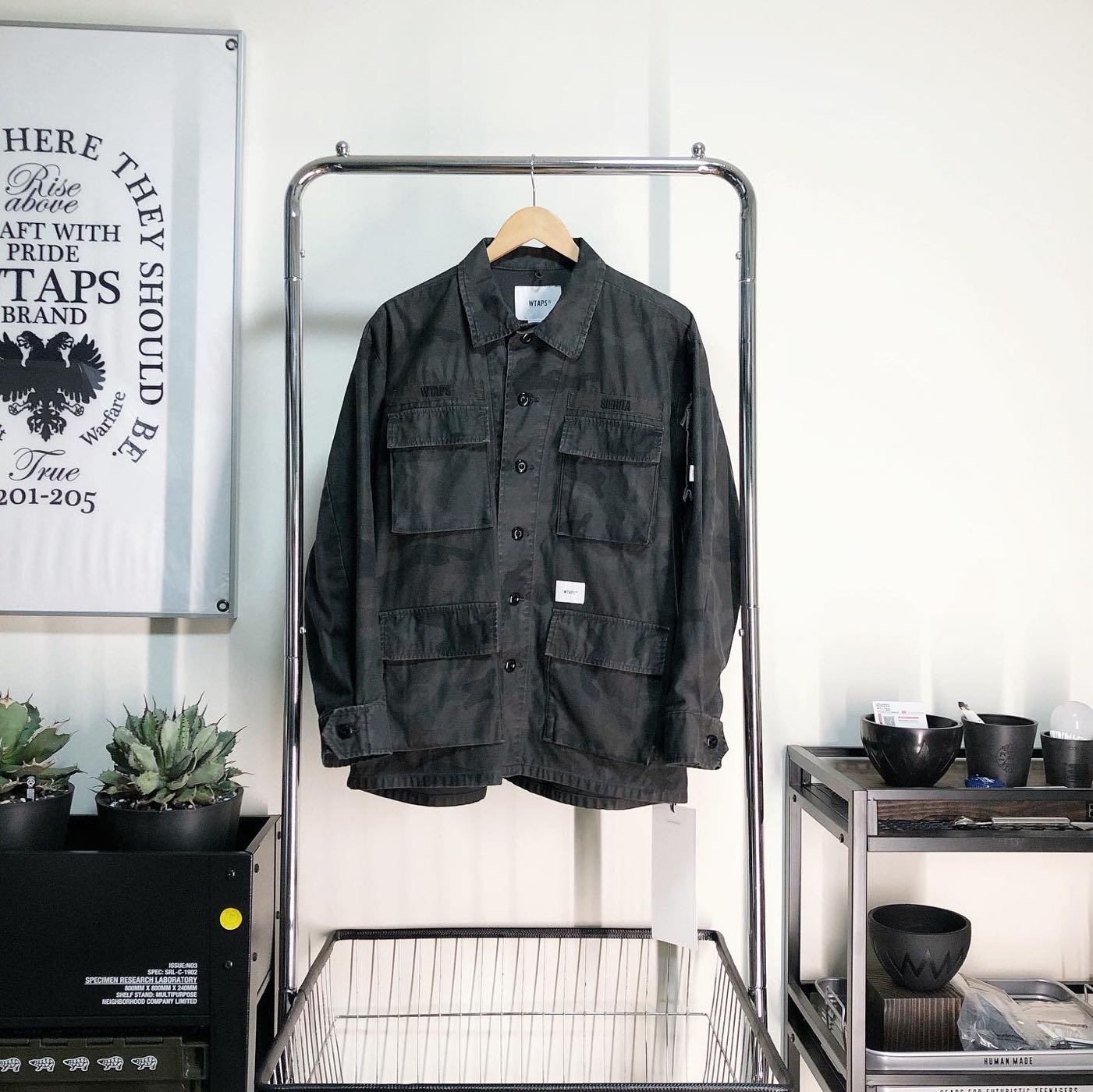 希望商店】【✓寄賣商品】WTAPS JUNGLE LS 02 20SS 蠟染黑迷彩四袋軍衫