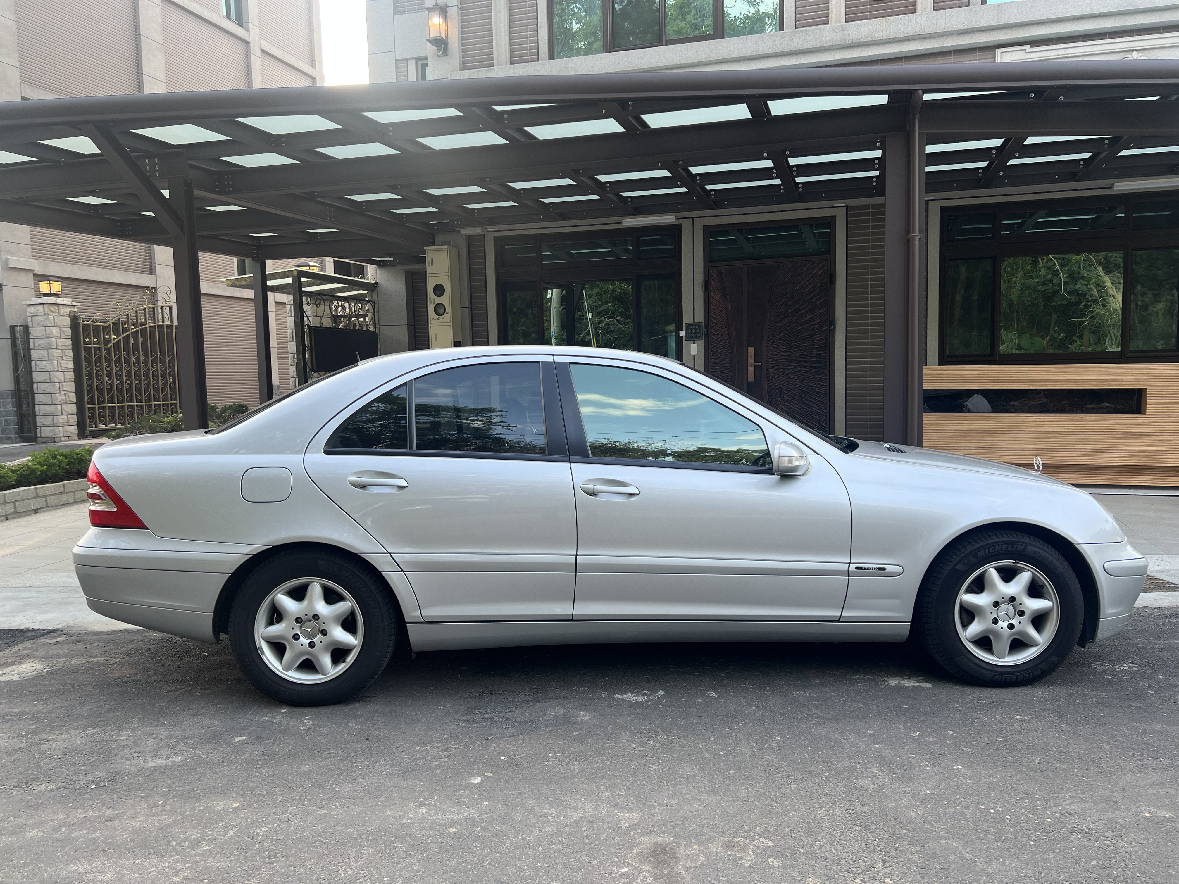 2002 M-Benz 賓士 C-class