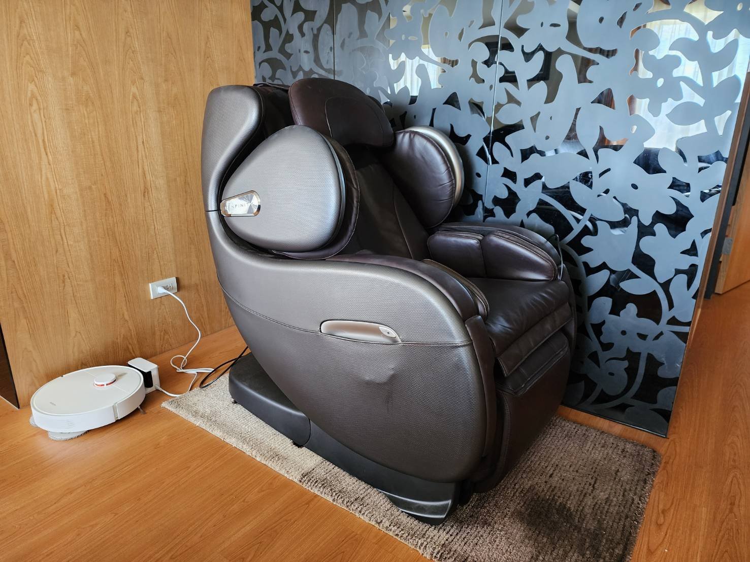 OSIM OS-838天王椅按摩椅 二手很新原價24萬、全台本島免運費貨車直送(非偏遠區) 可分24期