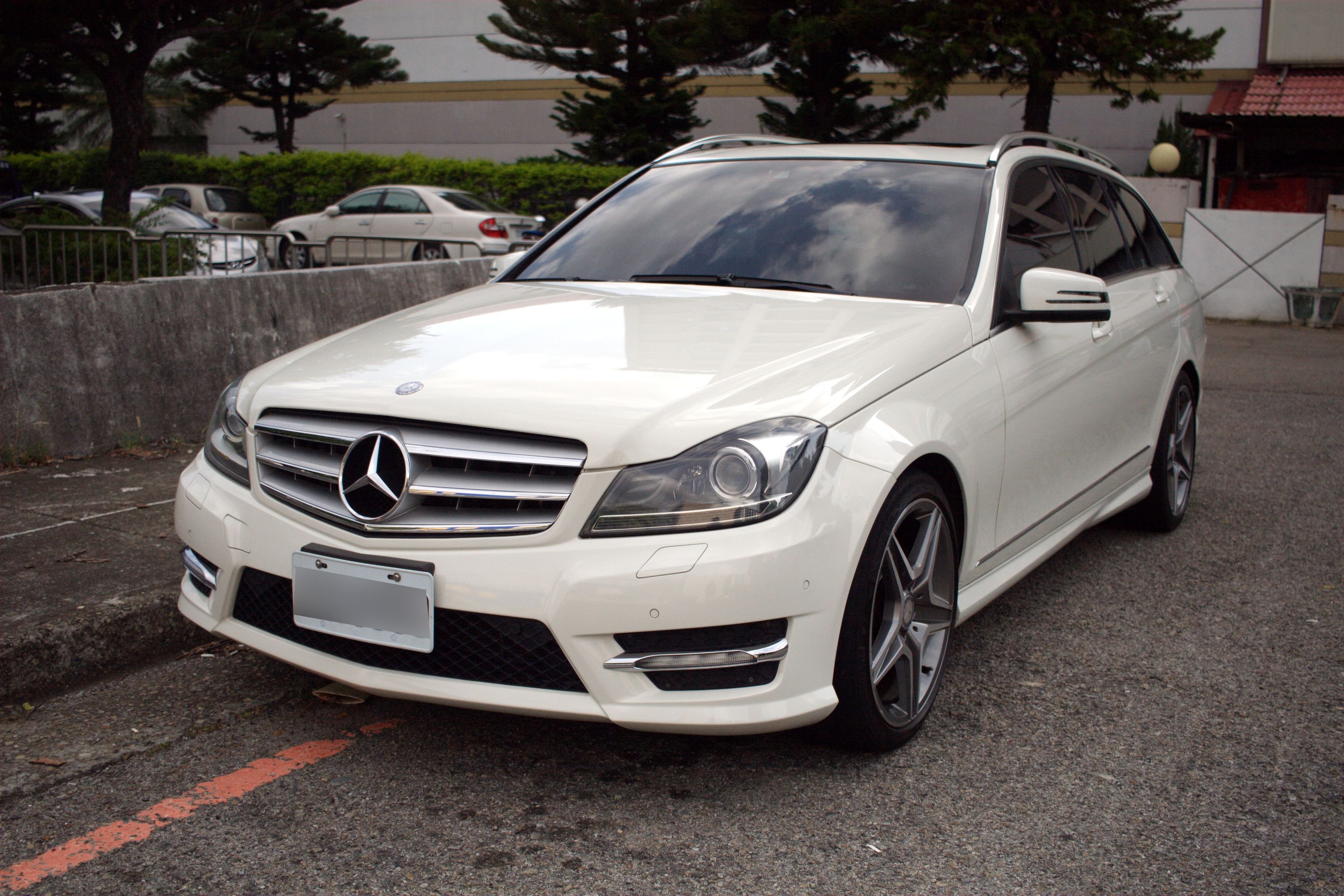 2011 M-Benz 賓士 C-class