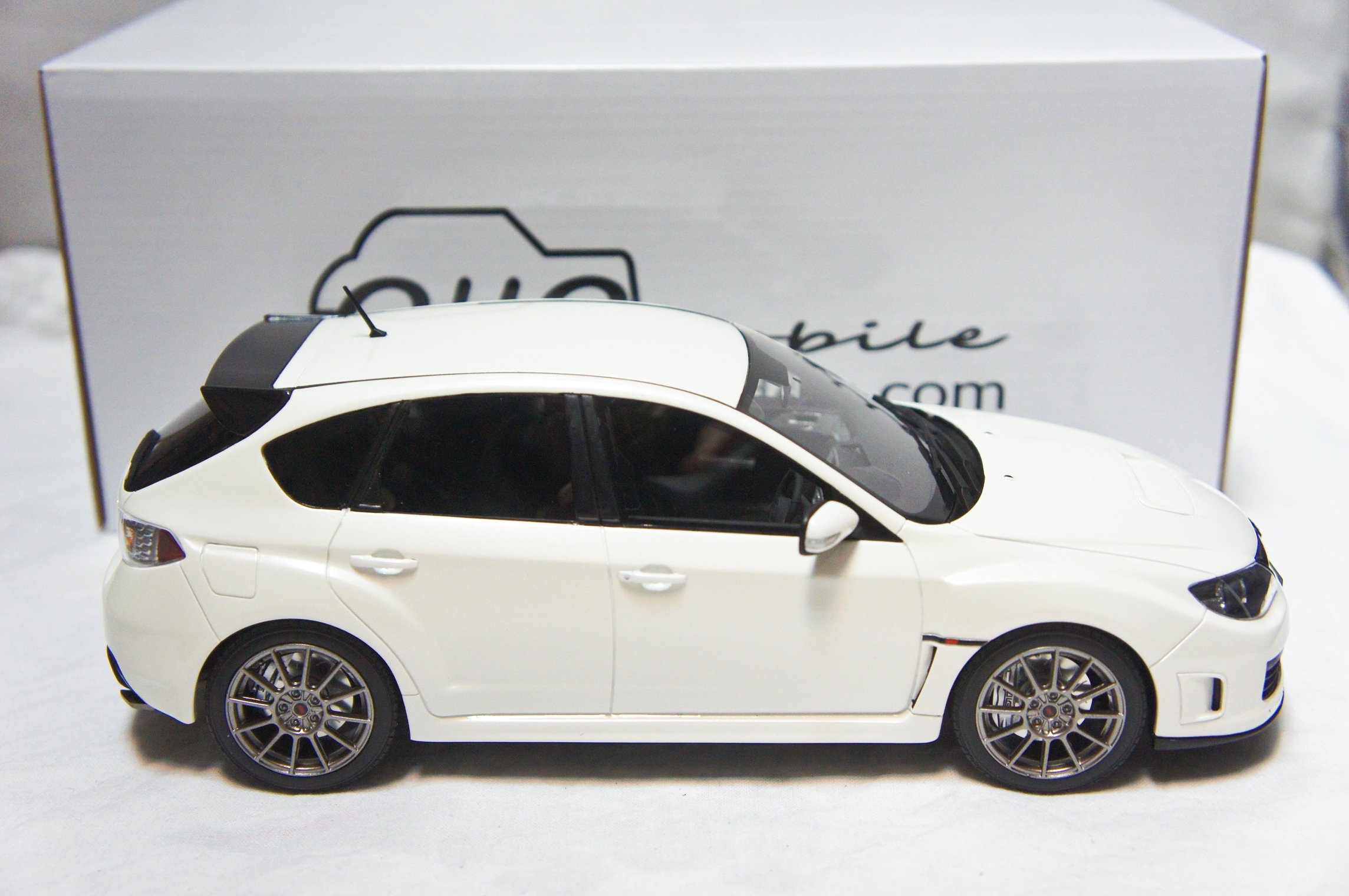 特價現貨】1:18 Otto Subaru Impreza STI R205 2010 白色※限量樹脂車