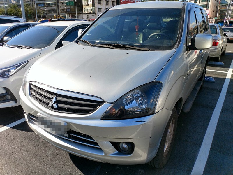 2014 Mitsubishi 三菱 Zinger