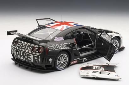 AUTOart廠牌1:18 NISSAN GT-R FIA GT1 WORLD #23 R35 | Yahoo奇摩拍賣