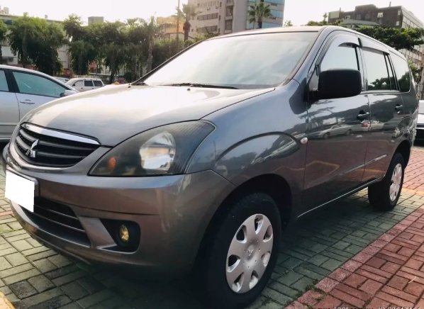 2015 Mitsubishi 三菱 Zinger