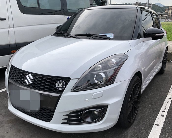 2013 Suzuki 鈴木 Swift