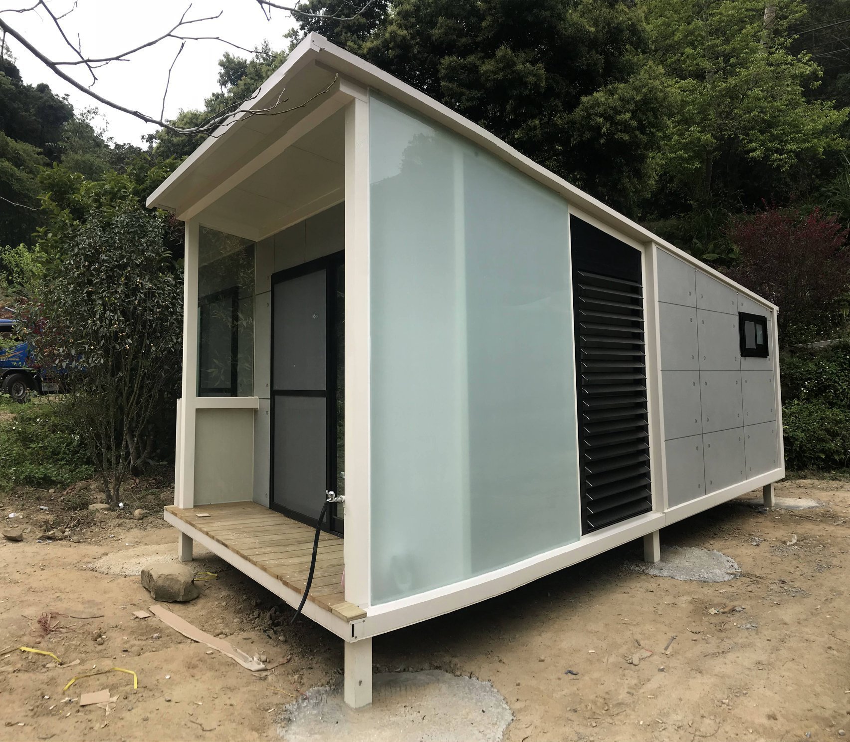 現代建材有限公司  休閒屋 小木屋 渡假屋 組合屋 綠建築 貨櫃屋 農舍 鋼構屋 個人工作室 民宿