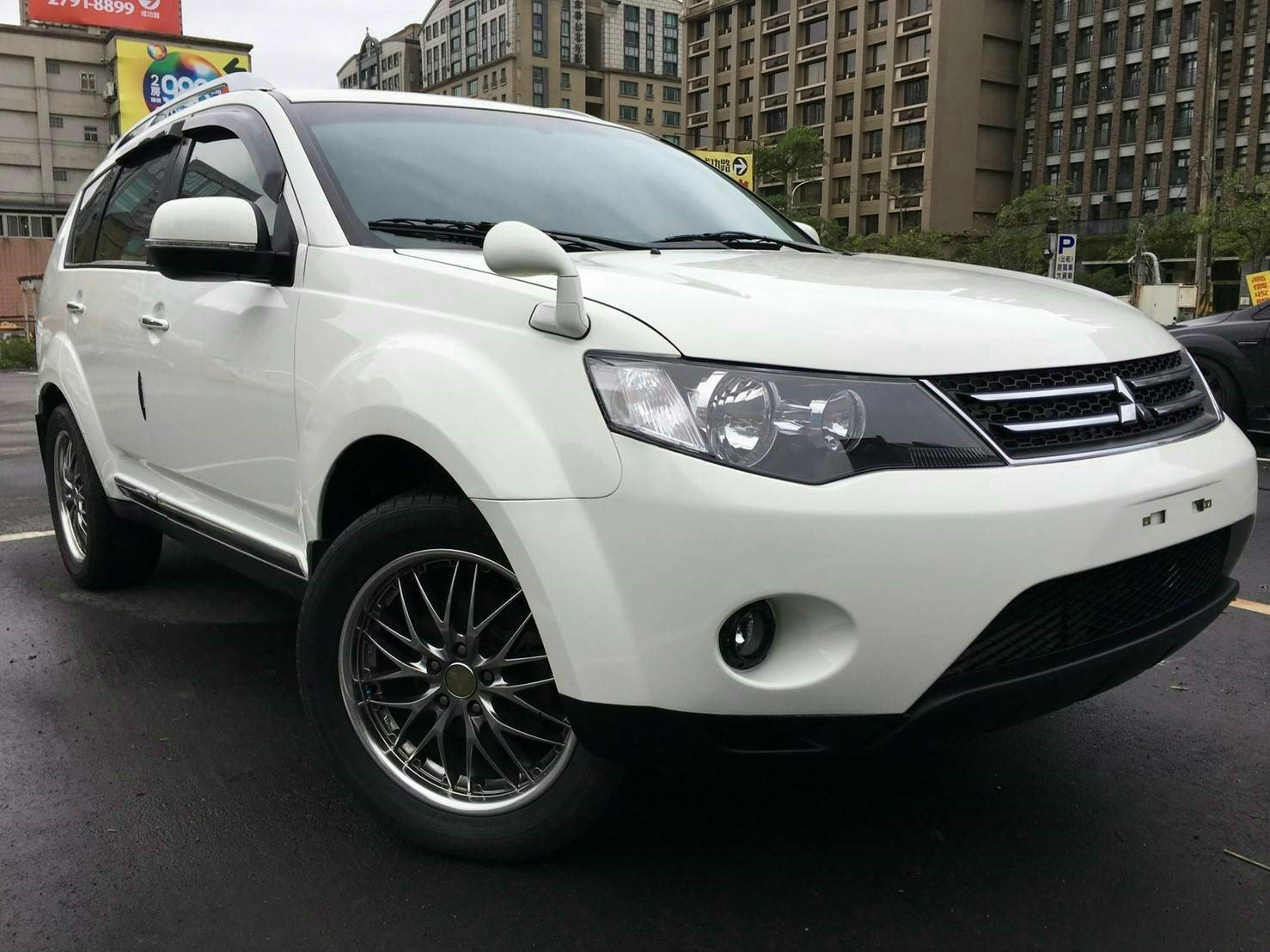 2014 Mitsubishi 三菱 Outlander