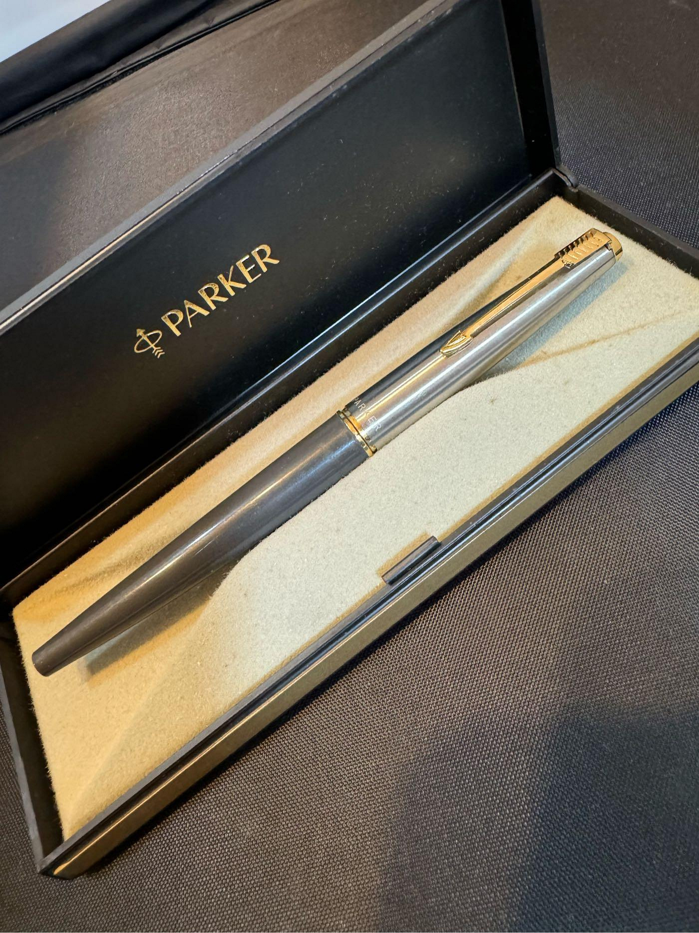 稀有款美製派克PARKER 45 灰色桿鋼筆  14K金筆尖(非萬寶龍西華百利金)