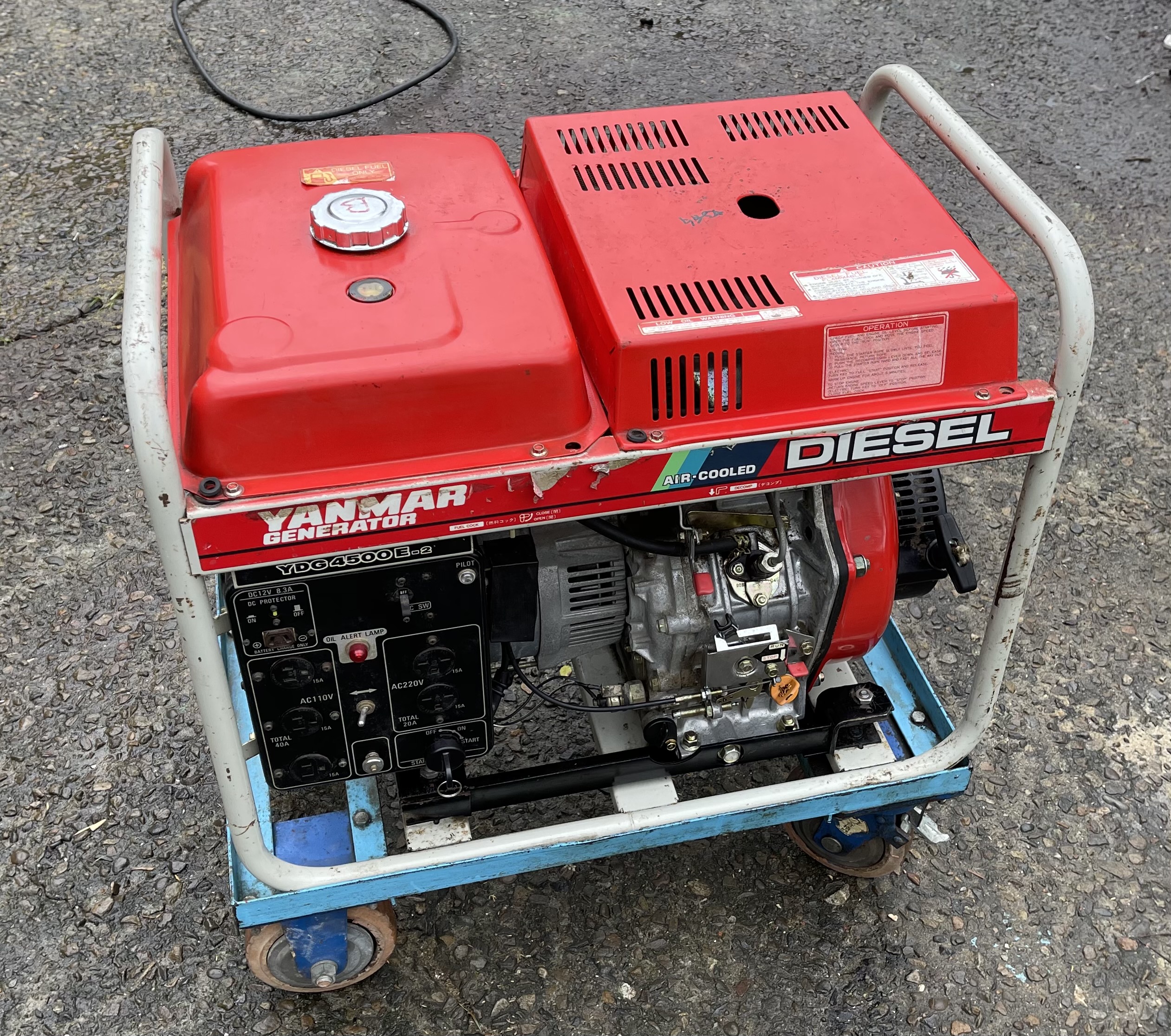 日本製 YANMAR YDG4500E-2 DIESEL 柴油引擎發電機 4.5KVA 110/220V 60HZ