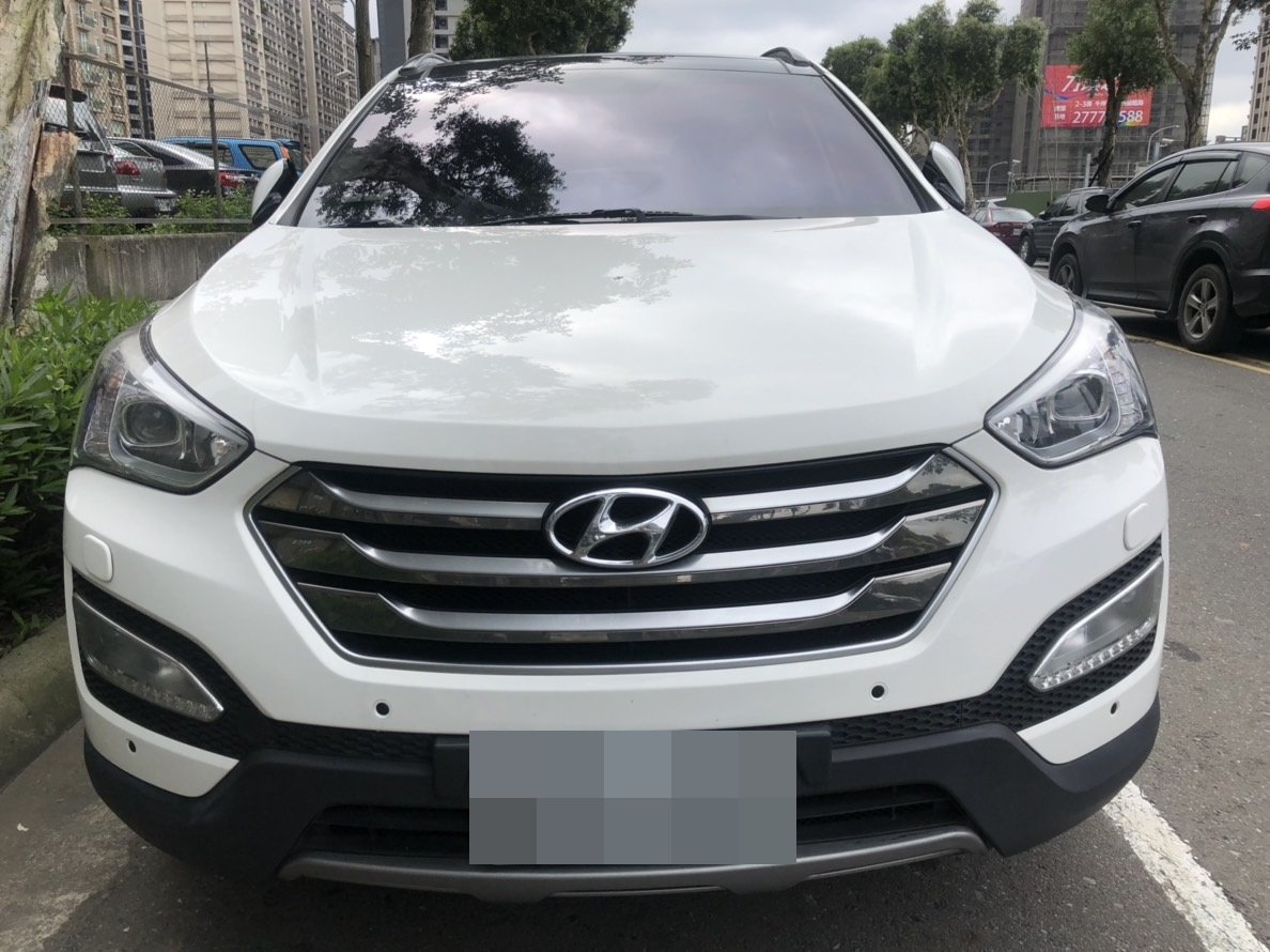 2015 Hyundai 現代 Santa fe