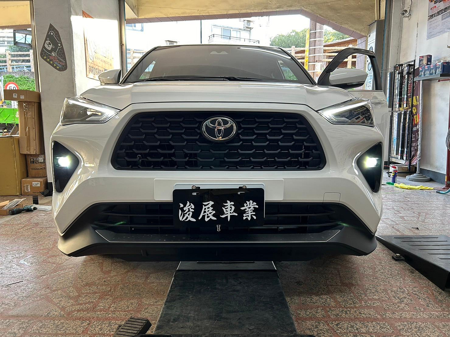 汽車配件高手  TOYOTA   YARIS  CROSS 電動尾門  YC