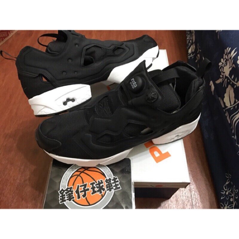 鋒仔球鞋】REEBOK INSTA PUMP FURY OG 慢跑鞋黑魂黑白配色男女鞋情侶鞋