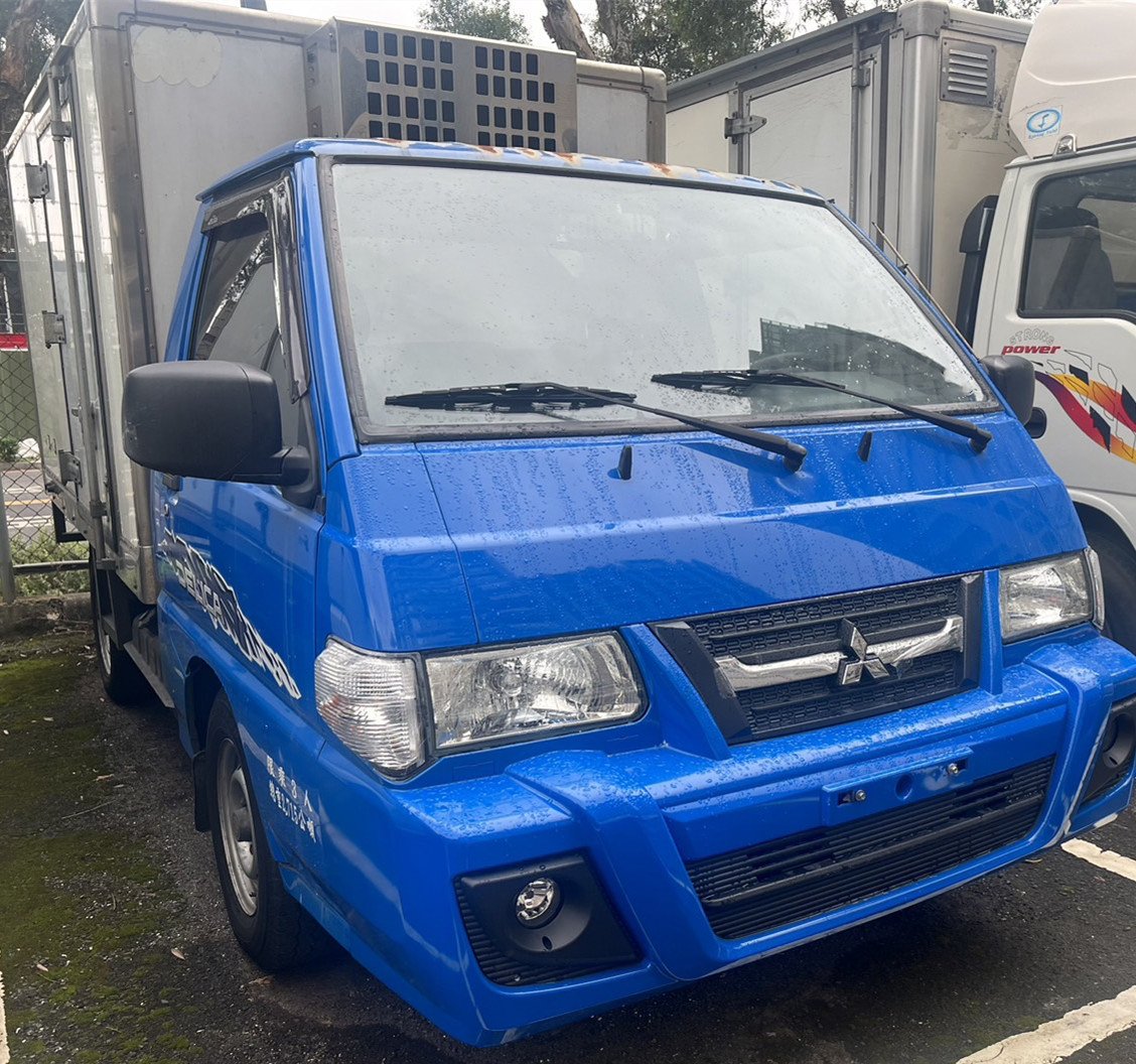 2018 Mitsubishi 三菱 商用車