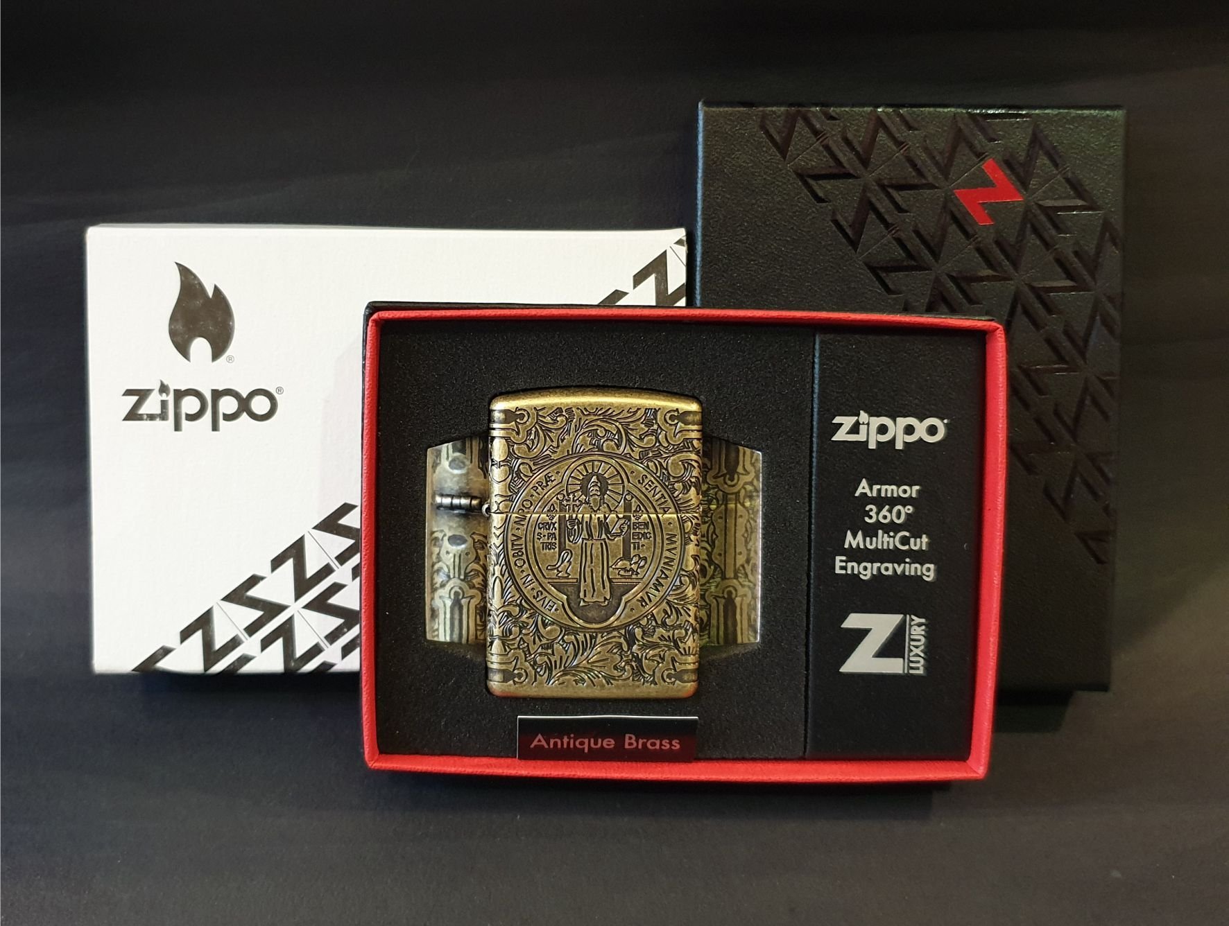 ONE*$1~*美系*ZIPPO*鎧甲系列~康士坦丁*聖本篤驅魔聖牌*年度版*古董黃