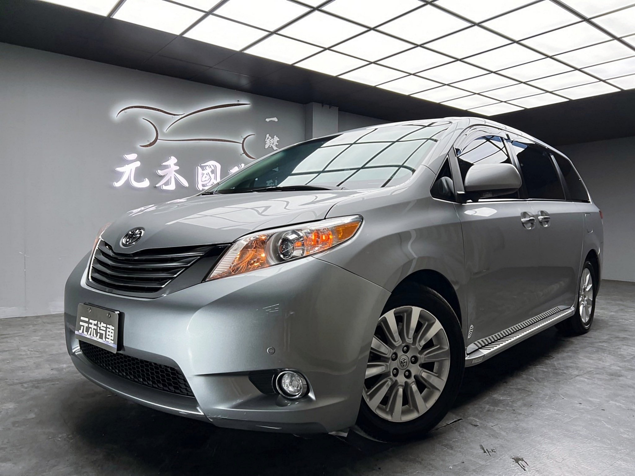 2012 Toyota 豐田 Sienna