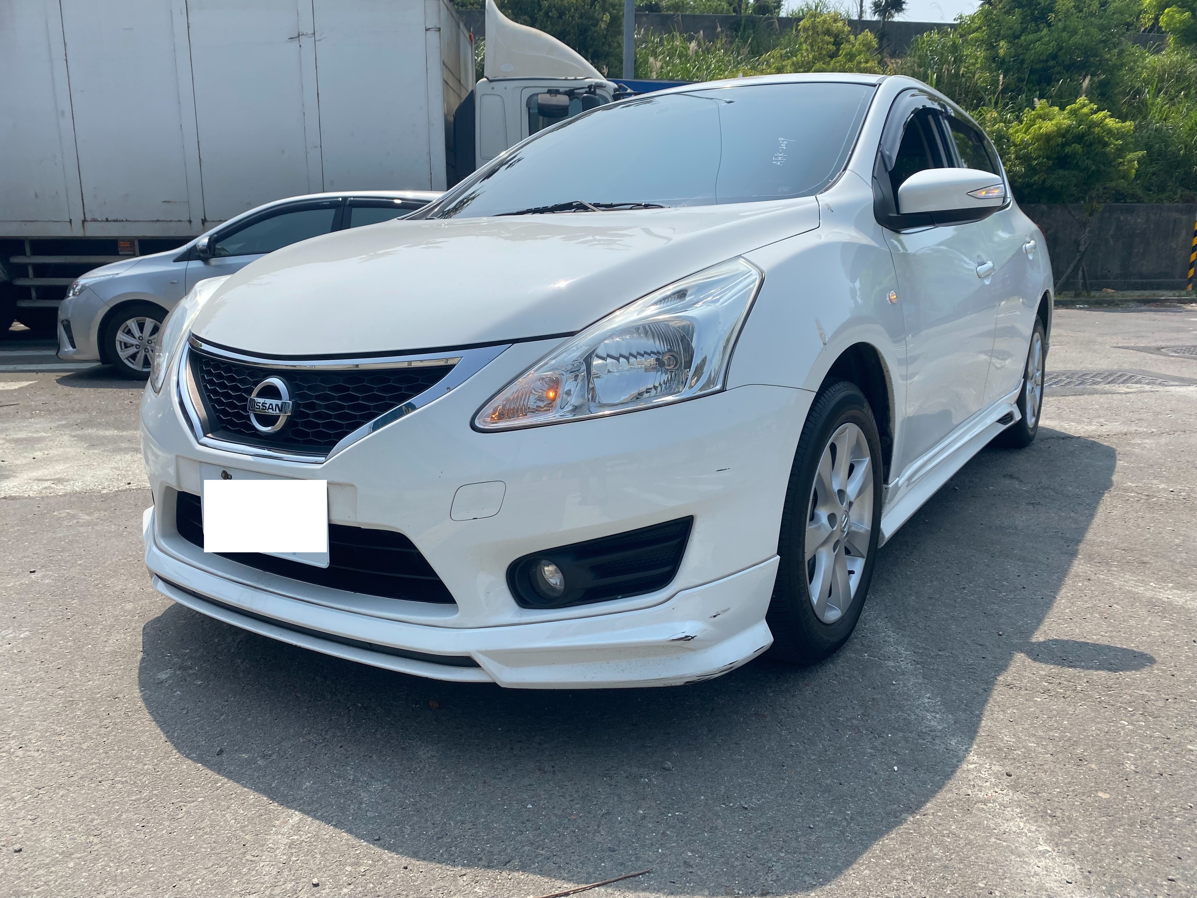 2013 Nissan 日產 Tiida 5d