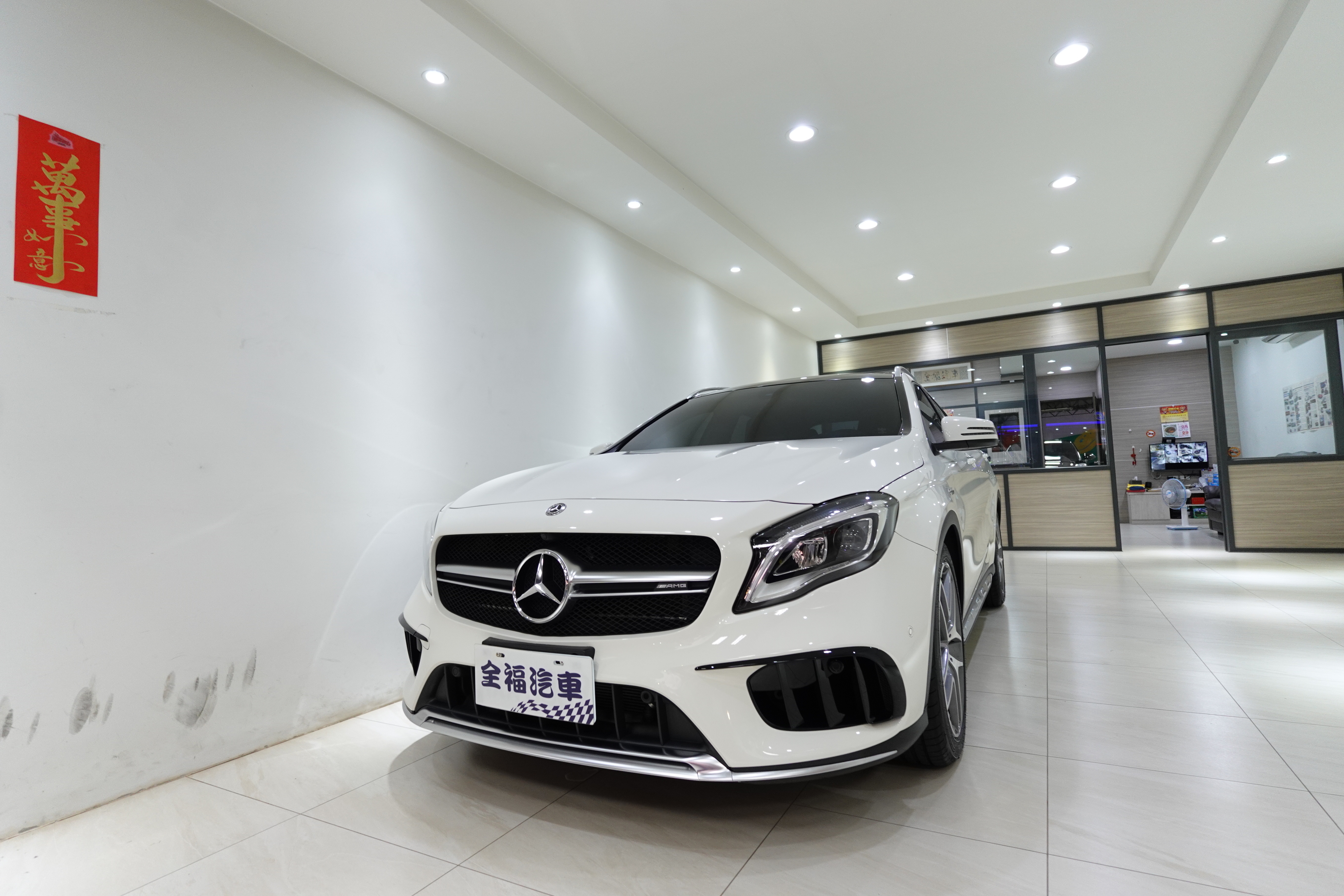 2017 M-Benz 賓士 Gla-class