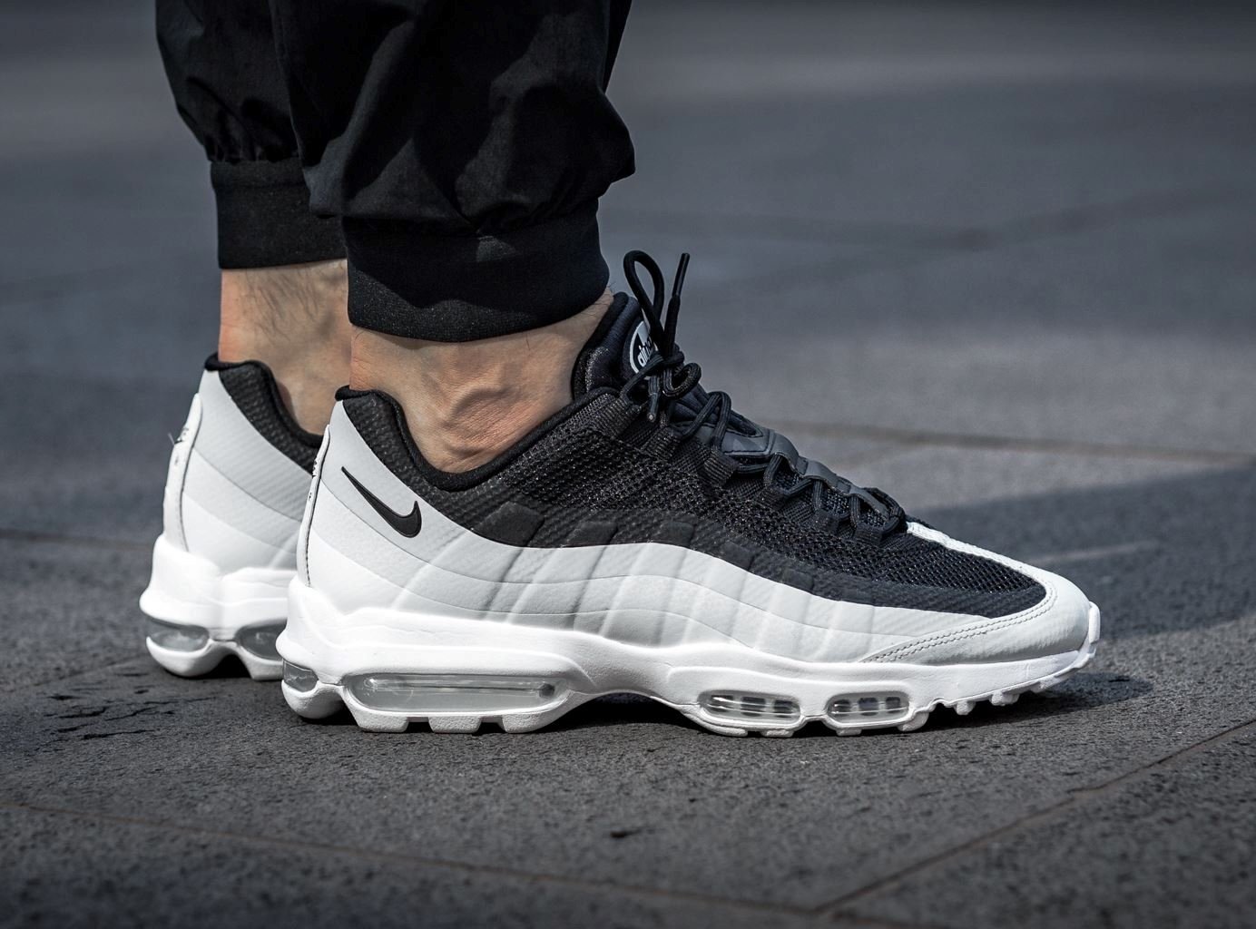 現貨- Nike Air Max 95 Ultra 黑白殺人鯨857910-009 | Yahoo奇摩拍賣