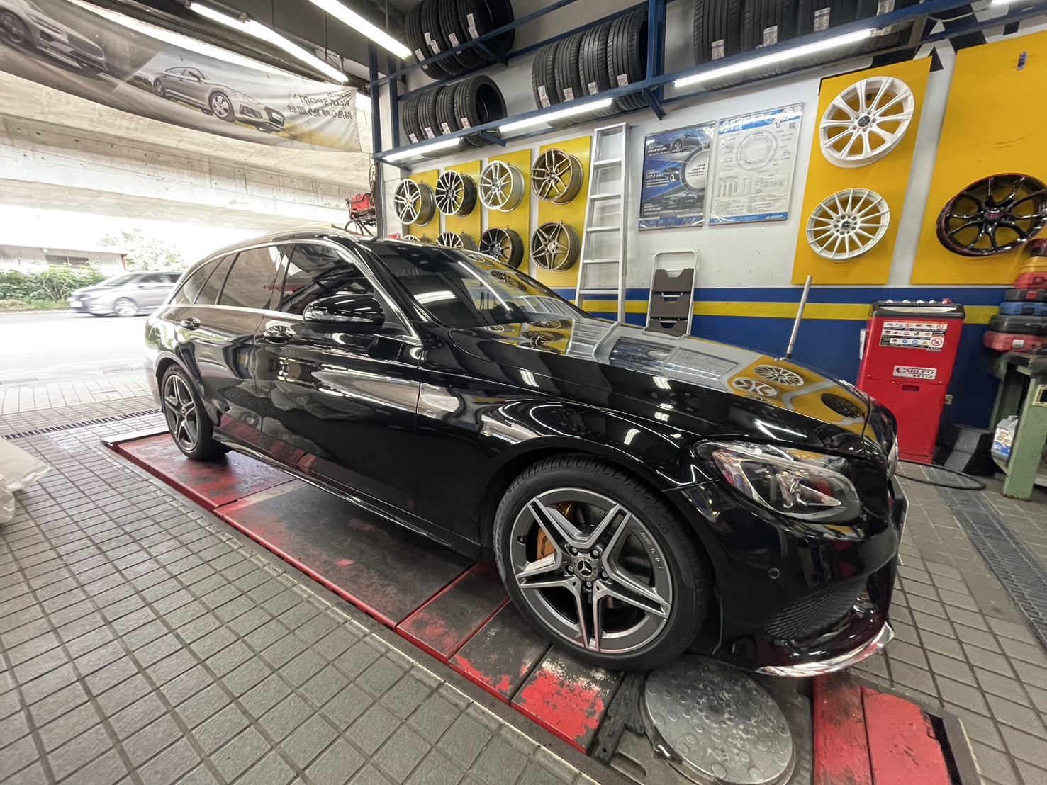 2014 M-Benz 賓士 C-class