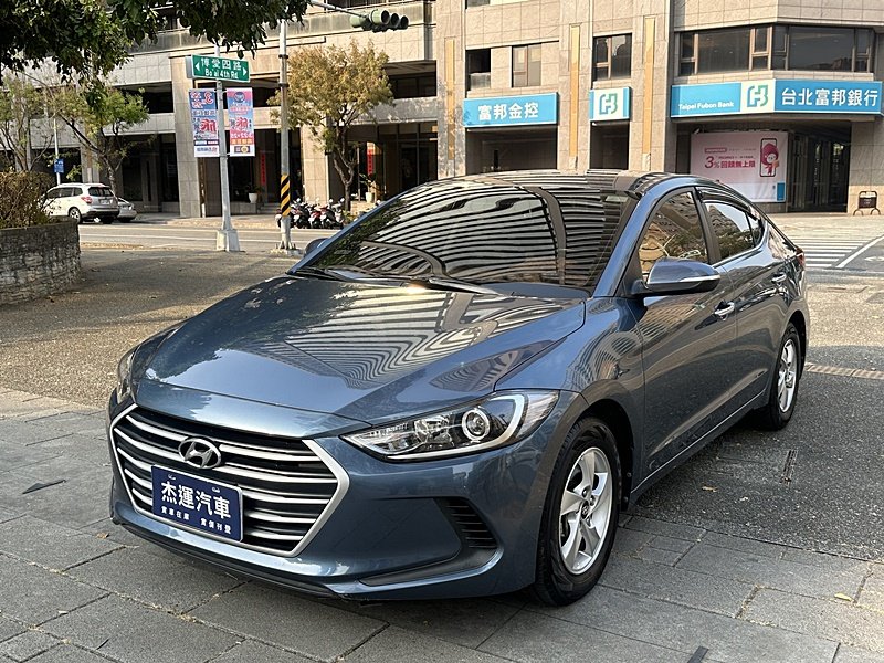 2017 Hyundai 現代 Elantra