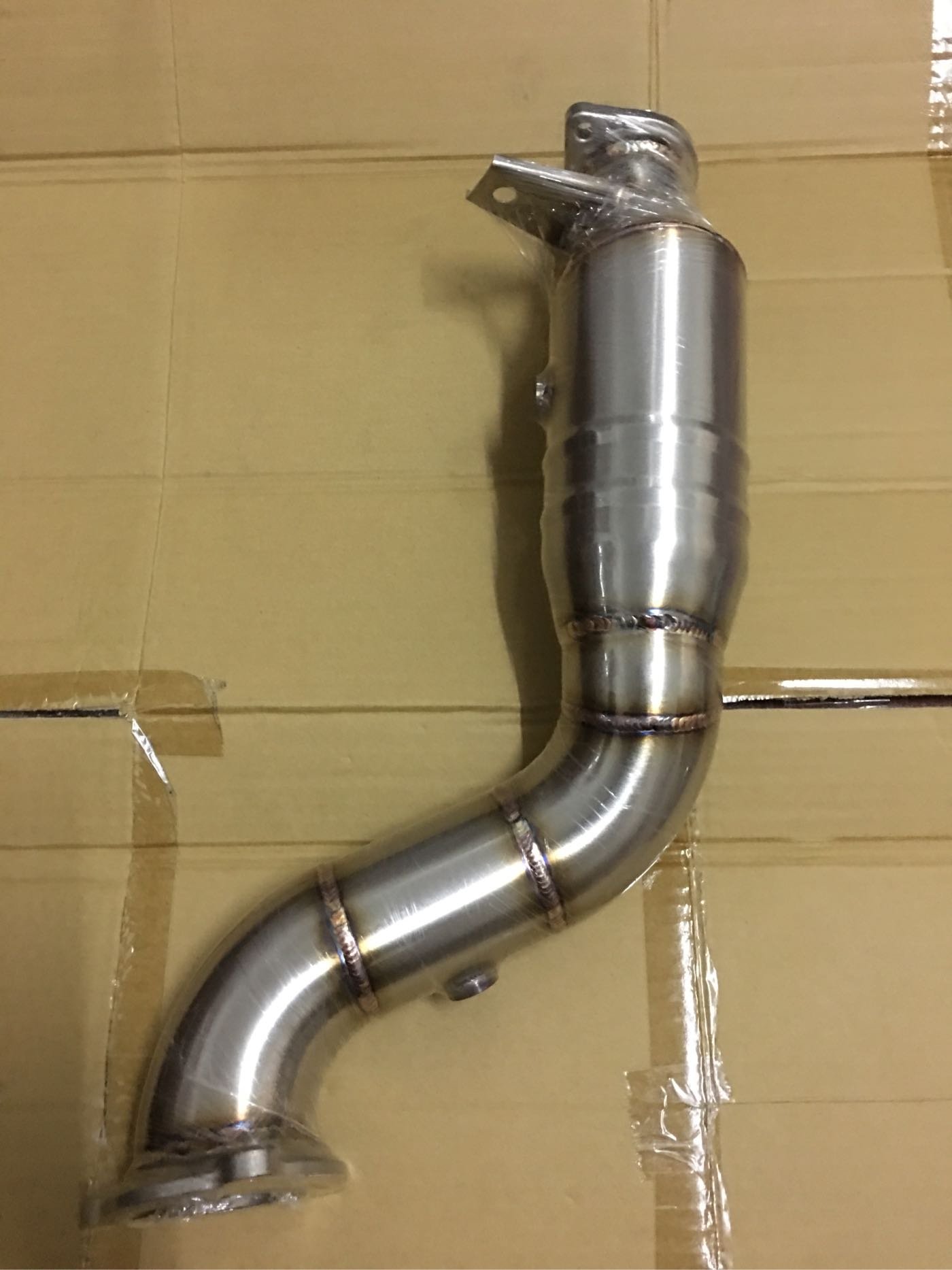 Benz W204 W205 C250 C300 C43 C450 C63 A45 CLA45 不亮燈改裝當派 渦輪當派 Downpipe 渦輪車全車系歡迎洽詢