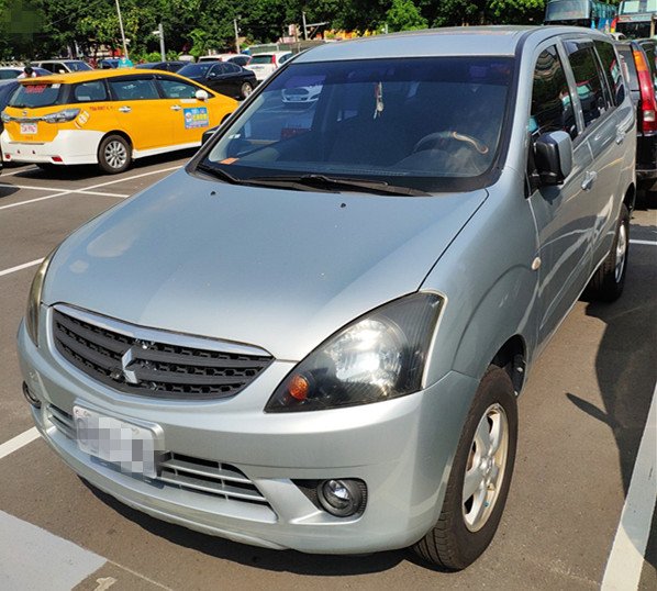 2011 Mitsubishi 三菱 Zinger