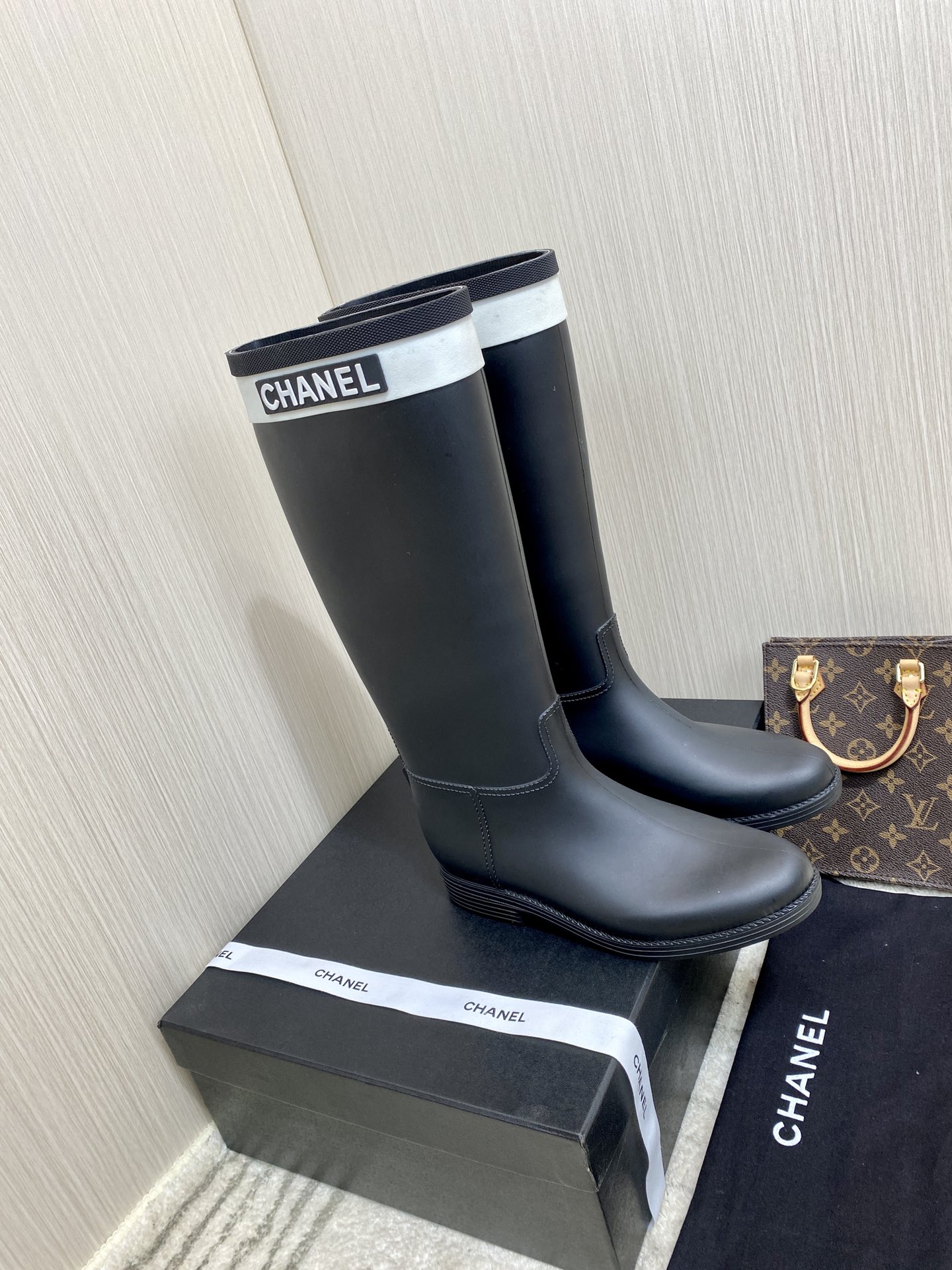 現貨【CHANEL】香奈兒爆款中古雨靴 全新 休閒鞋 靴子