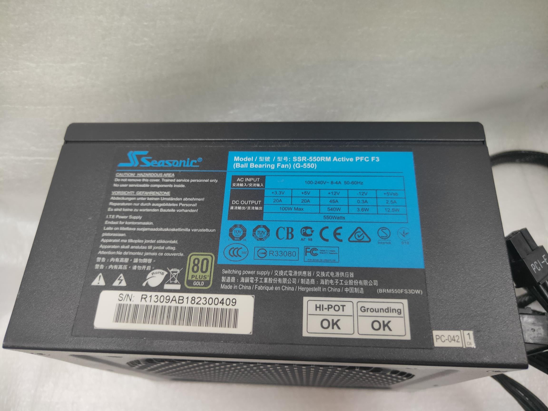 海韻Seasonic SSR-550RM 80Plus 550W金牌模組化電源供應器