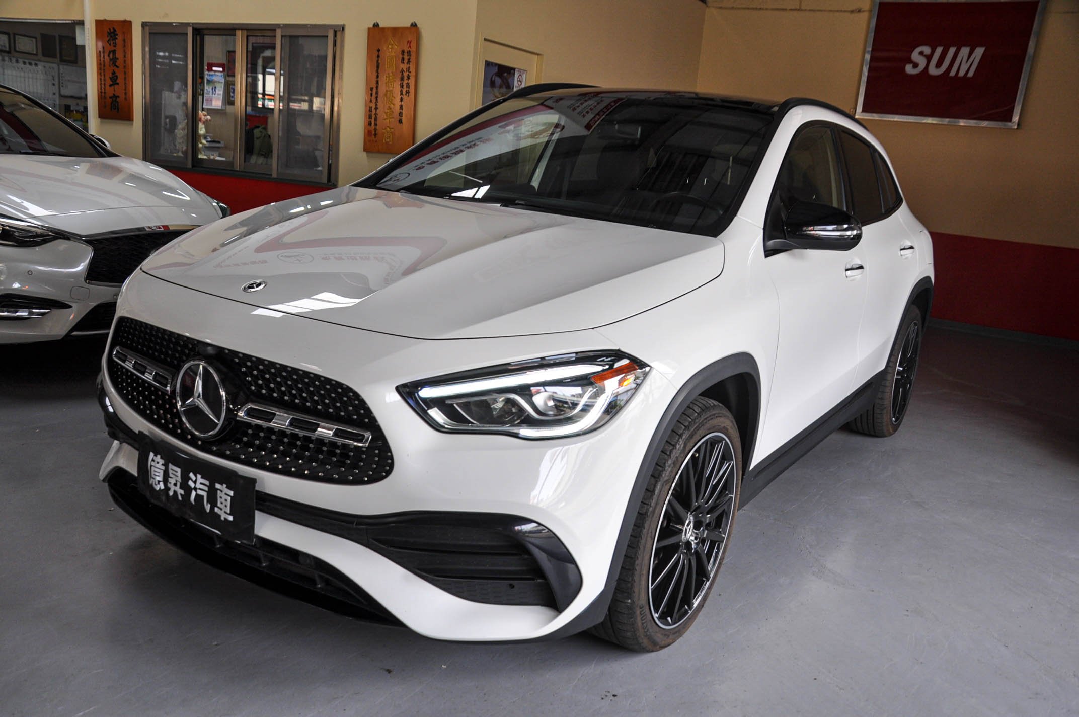 2021 M-Benz 賓士 Gla-class