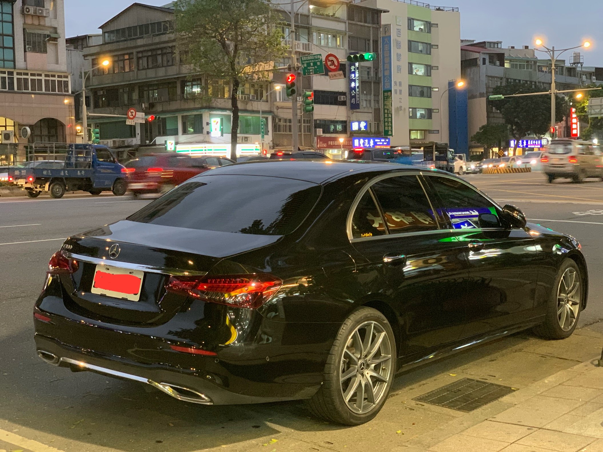 2022 M-Benz 賓士 E-class