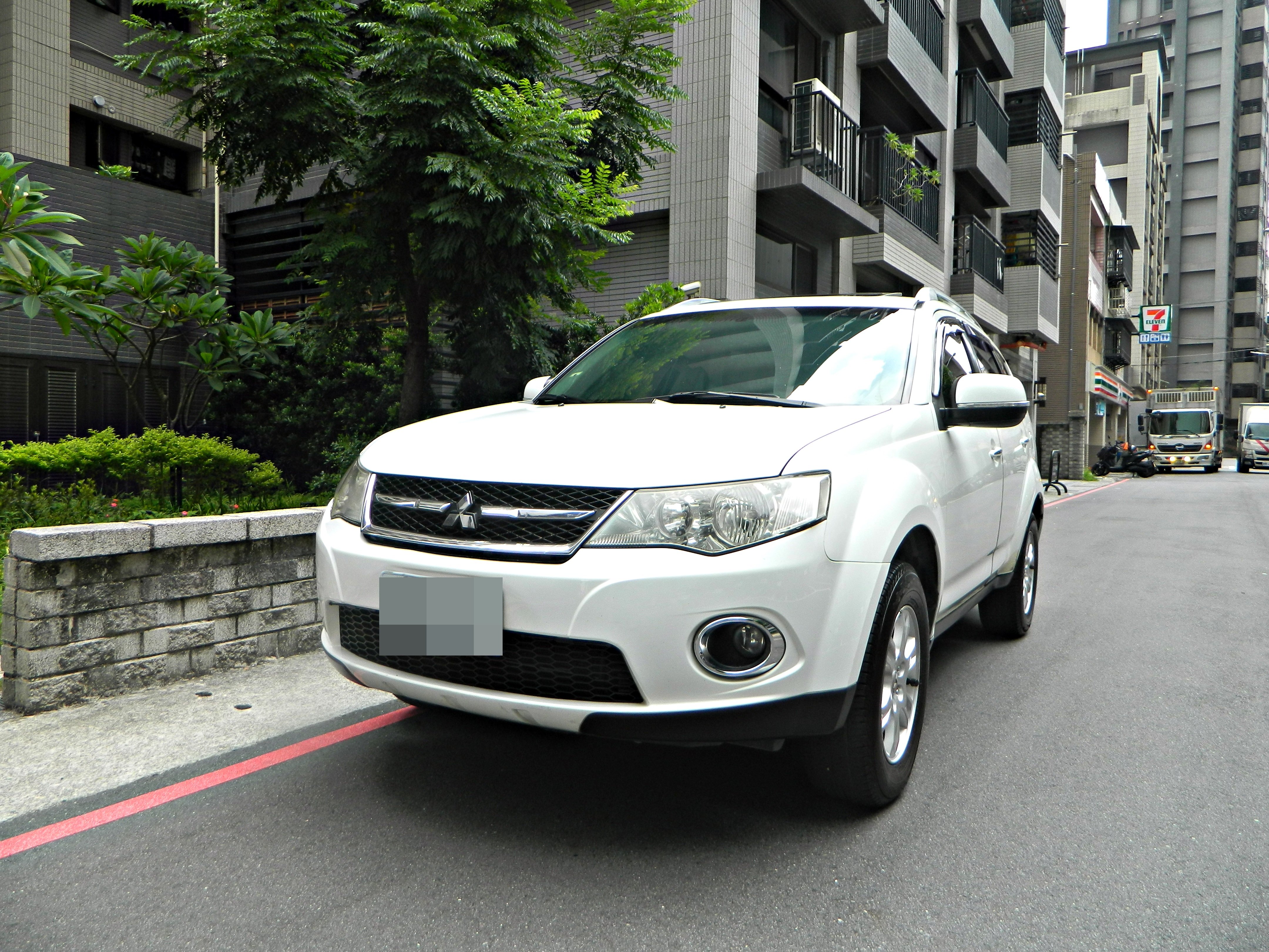 2014 Mitsubishi 三菱 Outlander