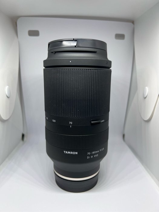 Tamron A056 70-180mm F2.8 Di III VXD SONY E 九成九新日本連鎖量販店