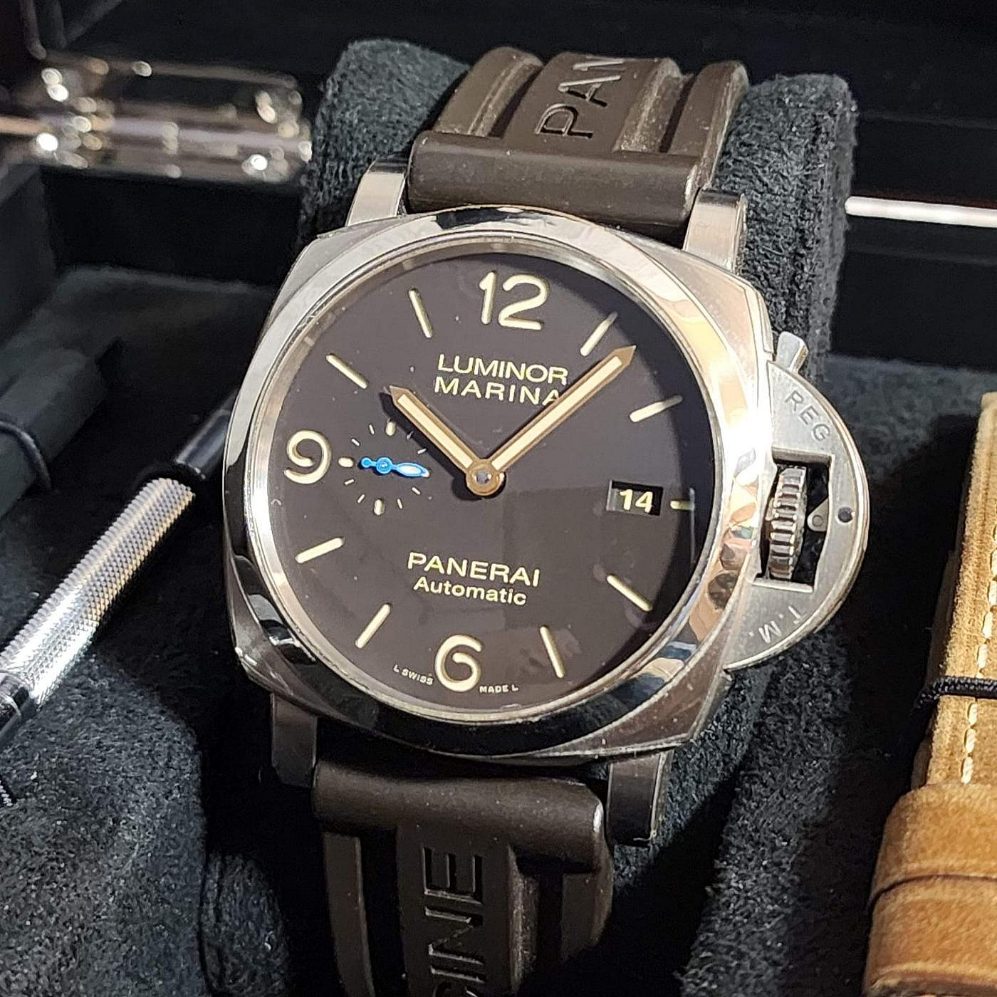 【個人藏錶】 PANERAI 沛納海 PAM1351 鈦金屬材質 藍色小秒 自製機芯 44mm 全套 2018 台灣保單 台南二手錶